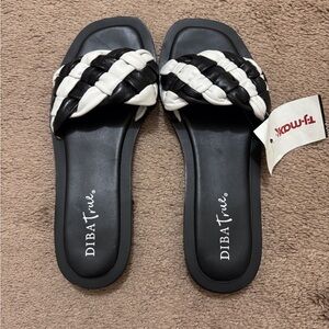 NWT Diba True Black and White Braided Slide Sandals